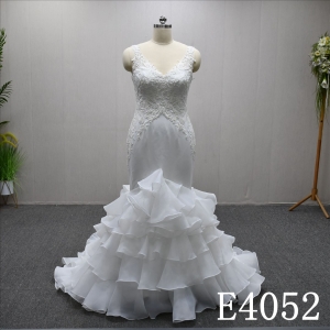 2025 New V-Neckline Mermaid Strap Lace and beading Wedding Dress