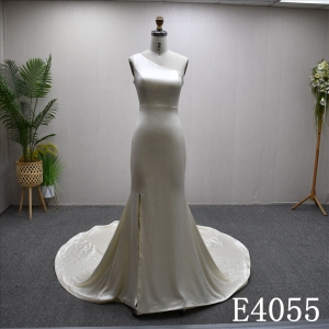 Bestselling Mermaid, simple design, soft and comfortable, back zipper design  wedding dress.