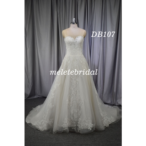 Sweetheart neckline new arrival wedding dress with sweep train zipper back