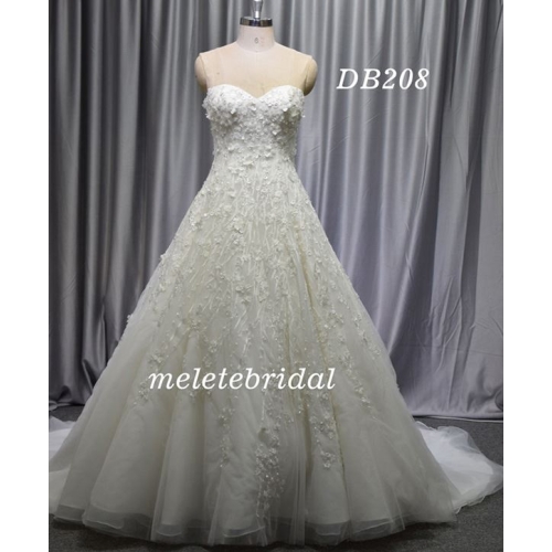 Elegant A line bridal gown with flower lace and pearl
