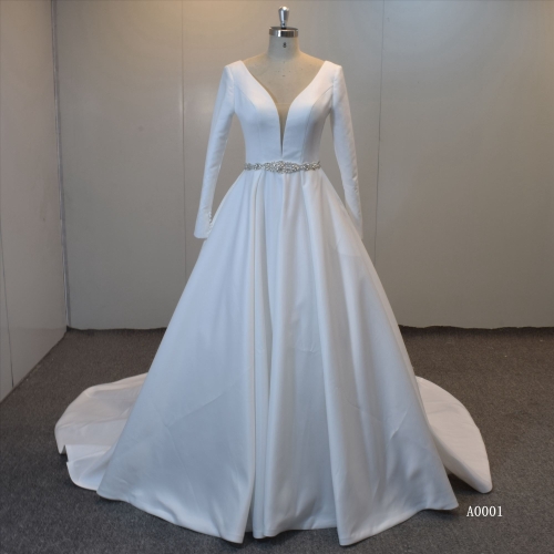 Long Sleeves Matter Satin Bridal Gown for Muslim Bride