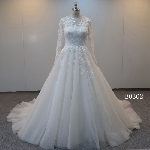 2022 Luxury A-Line Wedding Gown With Lace Bridal Gown