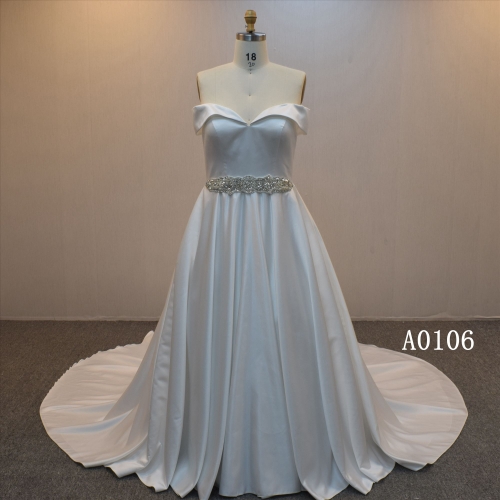 Beaded Belt Bridal Dress Satin Sweetheart Neckline Wedding Dress