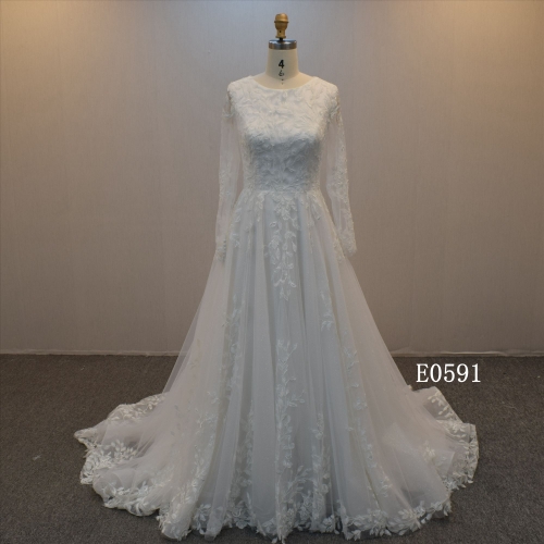 Long Sleeves A Line  Wedding Gown With Lace Applique For Women Wedding