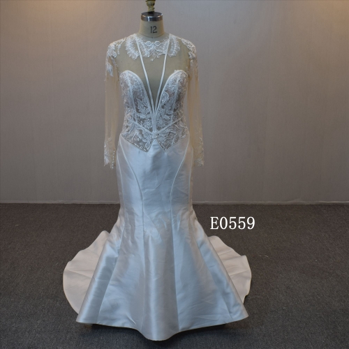 Online Wholesale Fashionable Promotional Embroidered Trailing Sexy Lace Wedding Dress