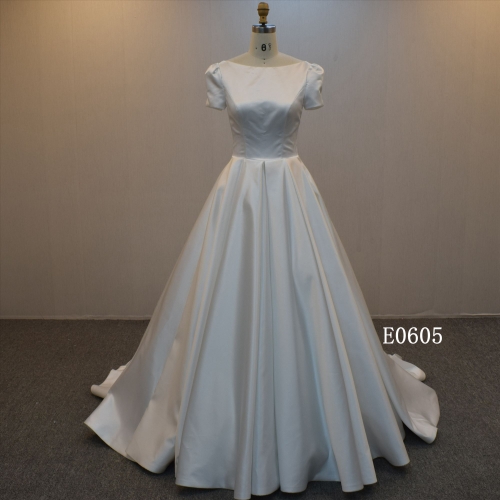 Simple Design Satin  Scoop neckline Bridal Gown A Line  Backless Wedding Dress