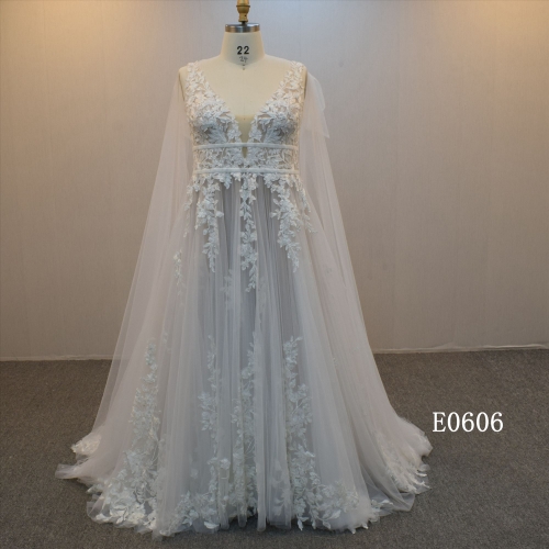 Customized Plus Size A line wedding dress With Detachable Wings