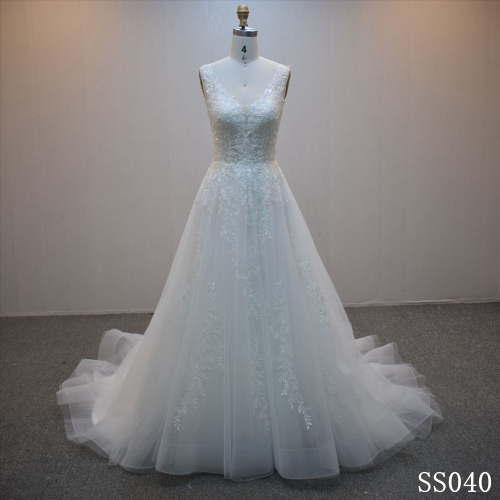 A Line V-Neckline Bridal Dress