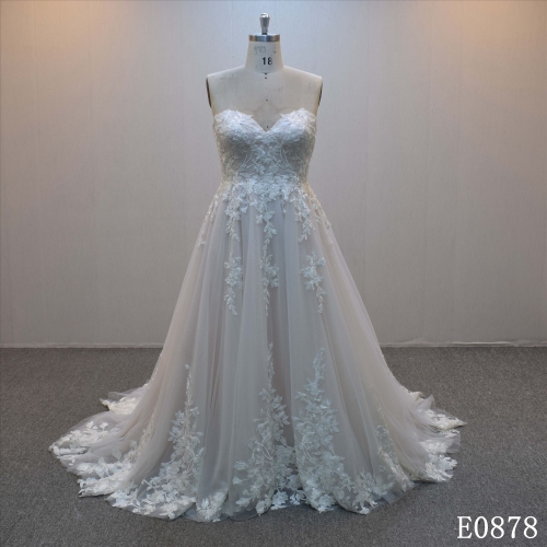 Plus sizeA-line bridal dress guangzhou factory made elegant Applique bridal dress