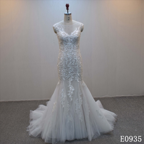 Plus sizeA-line bridal dress guangzhou factory made elegant Lace bridal dress