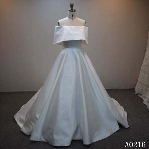 Lastest design A-line bridal dress guangzhou factory made elegant bridal dress