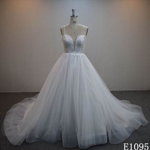 Lastest design A-line bridal dress guangzhou factory made elegant bridal dress