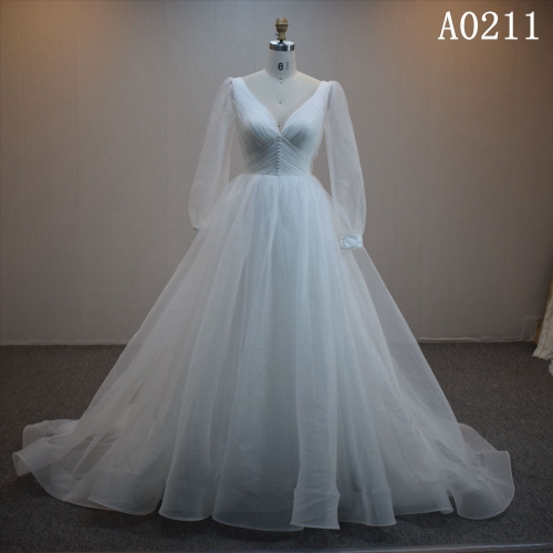 Lastest design  A-line bridal dress guangzhou factory made Elegant bridal dress