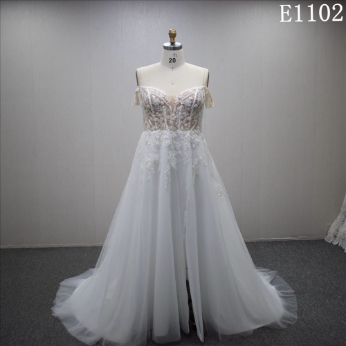 Charming A-line bridal dress Chinese factory sell High quality off shoulder bridal dress