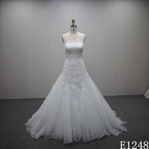 Best Sale Mermaid  princess strapless  lace appliqued  wedding dress for women