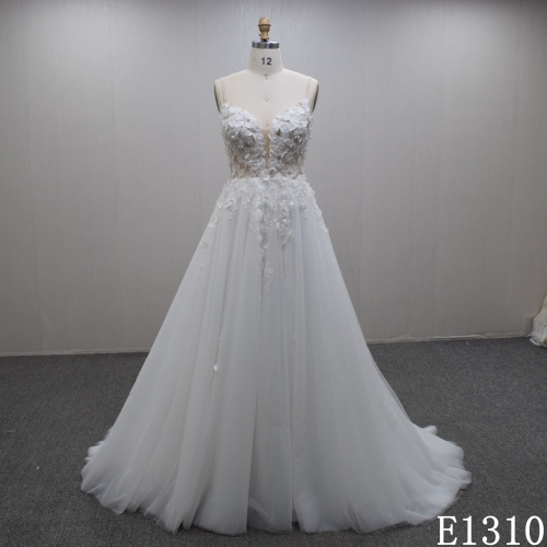 Good Quality  Backless Lace Flower Spaghetti Straps  Wedding Dress Guang Zhou Made