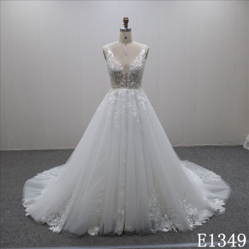 Summer Sexy V-neck Backless Lace Flower Tulle Wedding Dress