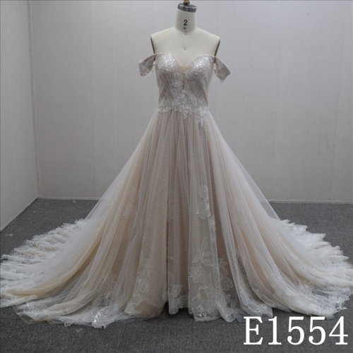 Special Design Off Shoulder A-line Tulle Hand Made wedding Dress