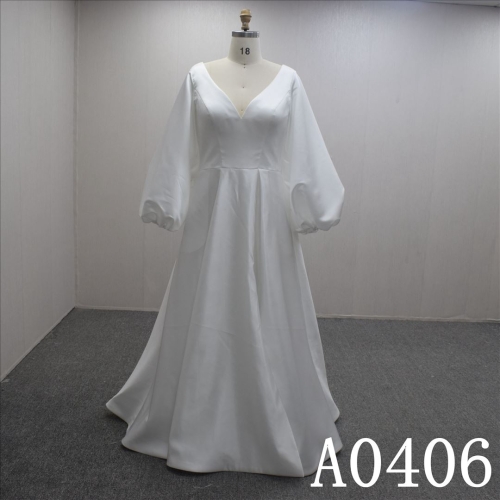 High Quality Elegant and simple Long Sleeves  Wedding Dress