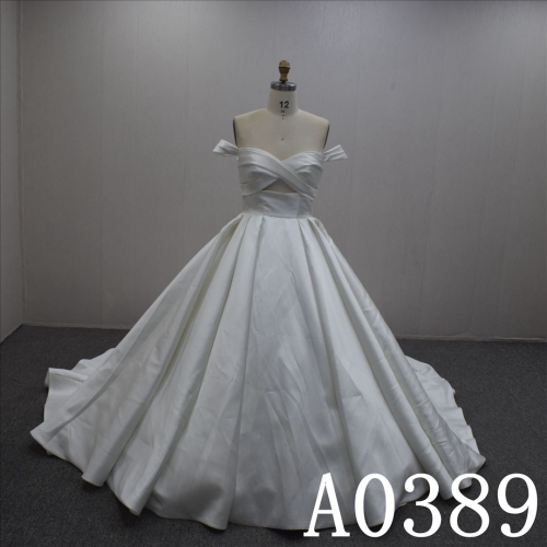 Sexy Summer Off Shoulder Ball Gown Backless Satin Hand Made Bridal Dress