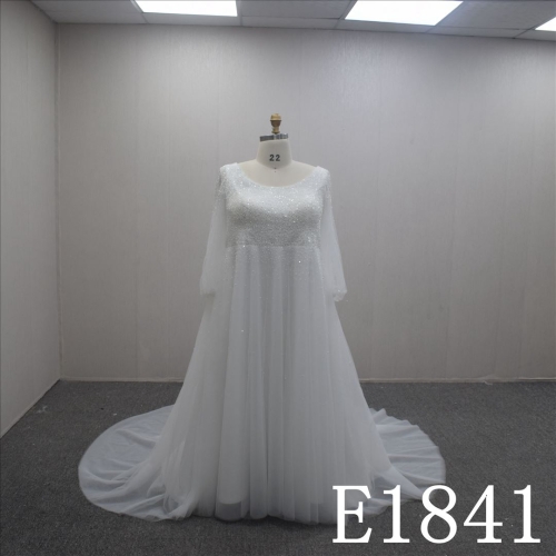 High Quality Elegant and simple Long Sleeves  Wedding Dress