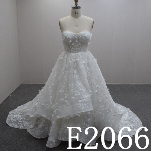 2024 new princess style wedding dress with Sweetheart bridal gown