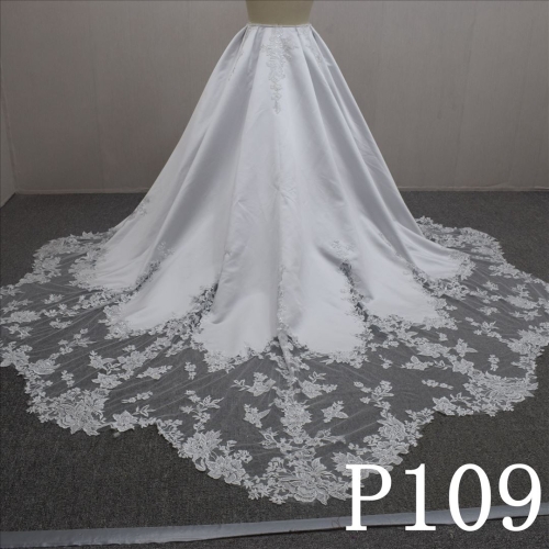 Special Design  Bottom With Lace flower Hand Made wedding Dress