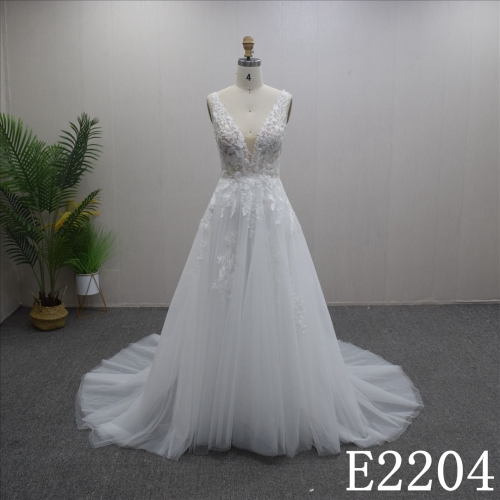 2024 new collection princess style wedding dress with V-neck bridal gown