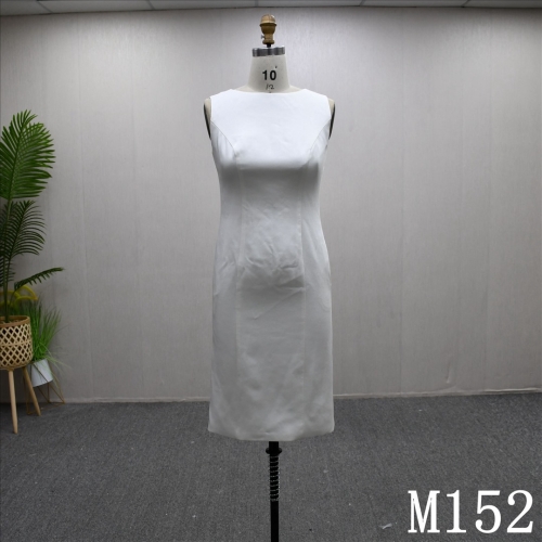 2025 New Design Simple Plain Sheath Elegant Sweet Short Skirt