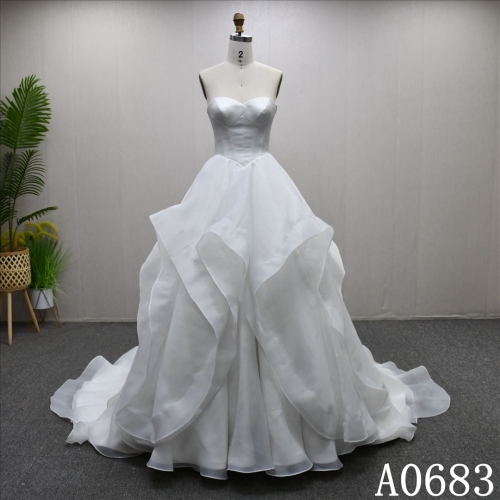 New Design Plain Sweetheart A-line Elegant Ball Gown High Quality Bridal Gown