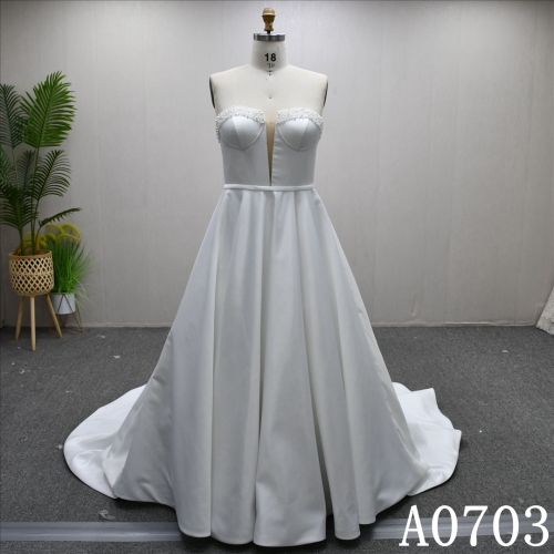 2025 Elegant Sweetheart Neck High Quality Fashion Beading Wedding Dress