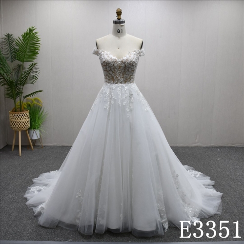 Shiny Beaded Sequins Applique Lace Fashion A-line High Quality Wedding Dress