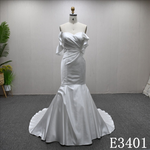 New Design Ivory Satin Sweetheart Pleat Sheath Mermaid Gentle Bridal Gown