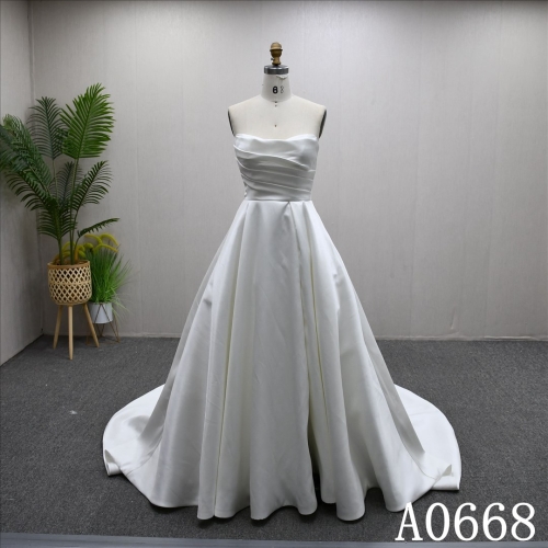 2025 Popular Chest wrap Elegant Hot-selling High Quality A-line Wedding Dress