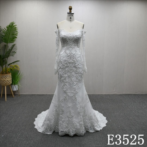 2025 Elegant Long Sleeves Lace Beaded Sheath Mermaid Gentle Wedding Dress
