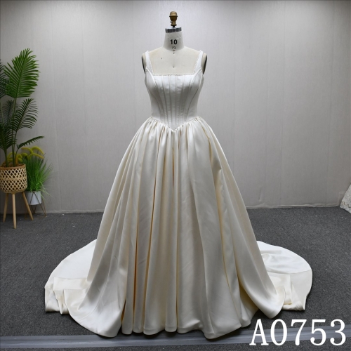 Popular Mikado Square Neckline Beaded Pleat Luxury Bones Long Train Ball Gown