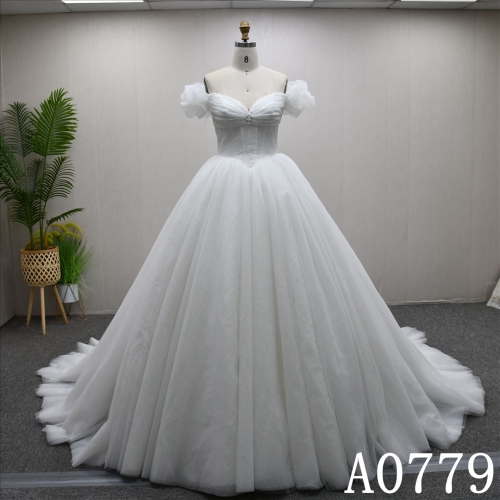 Hot-selling Seersucker Sweetheart Neckline Beaded Luxury Long Train Ball Gown