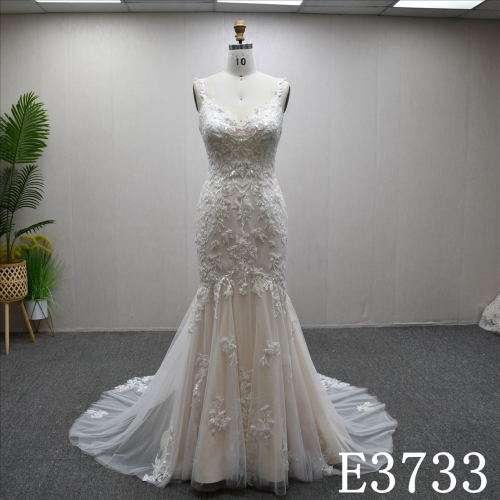Strap V-neckline Applique Beaded Elegant Fitted Mermaid Wedding Dress