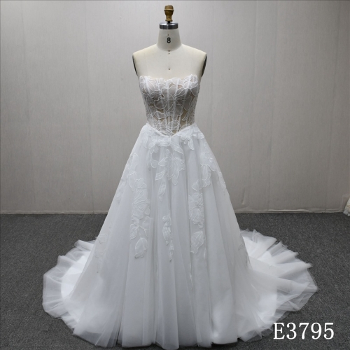 2025 Elegant High Quality Hot Sale A-line Gentle and Beautiful Bridal Dress