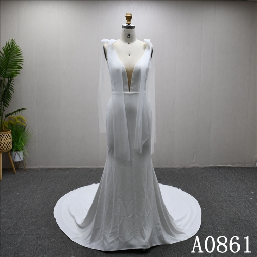 2025 Ivory Elegant V-neck Mermaid Dress High Quality Tight Fit Fashion