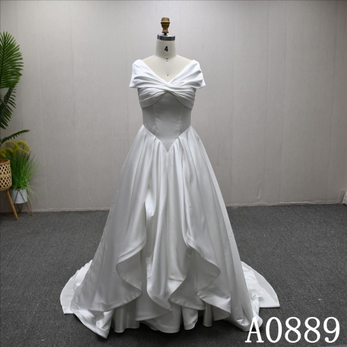 New short sleeve chest unique design fashionable ivory elegant satin