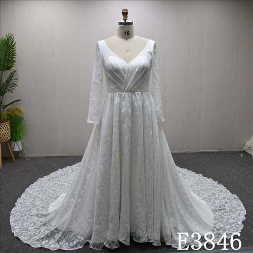 2025 Unique design lace elegant A-line dress with long sleeves, high quality