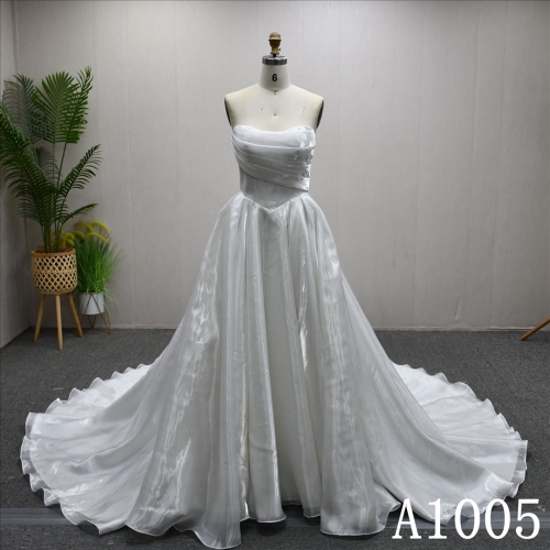 Unique fabric minimalist design spoon neckline lace up back wedding dress