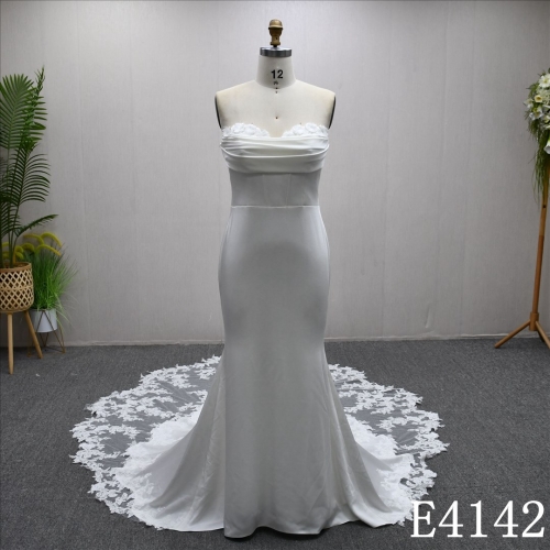 Beautiful unique luxury A-line lace back zipper and button wedding evening dress