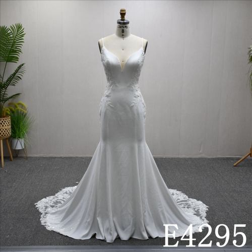 Best selling Mermaid dress, simple zipper and button back design, sweep train wedding dress