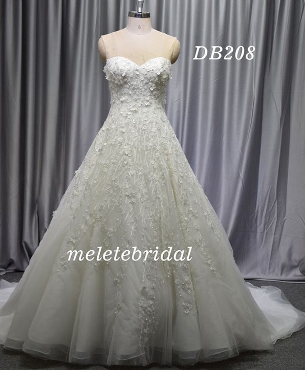 Elegant A line bridal gown with flower lace and pearl